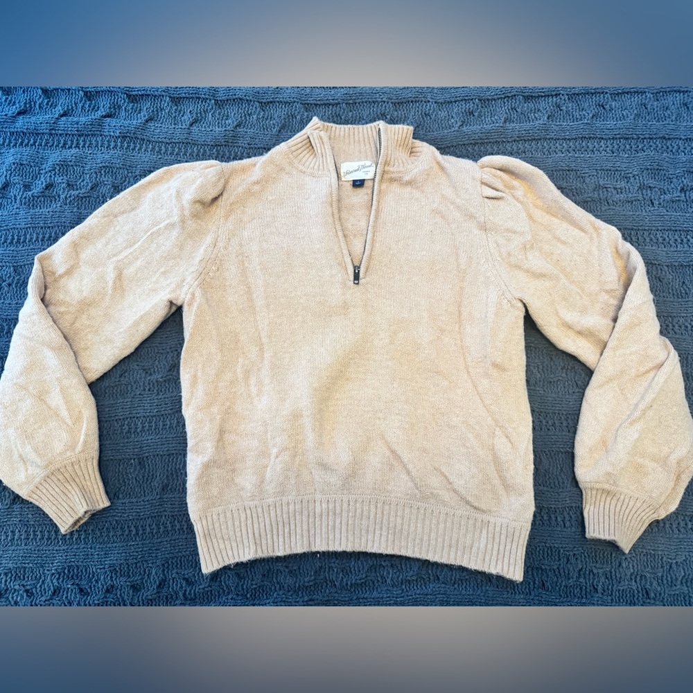 Universal Thread Goods Co. Beige Knit Sweater Small